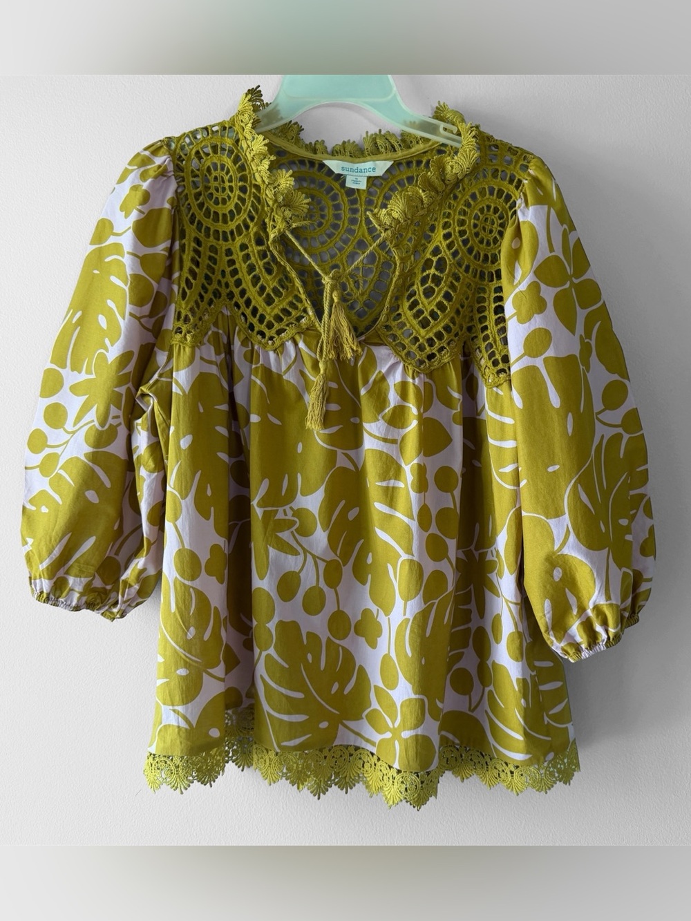 Sundance Olive Floral Crochet Lace Yoke Peasant Blouse S/M Excellent condition